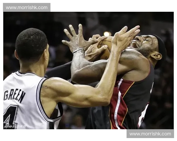 2013年NBA总决赛回顾：热火与马刺激战七场精彩瞬间与赛季巅峰对决